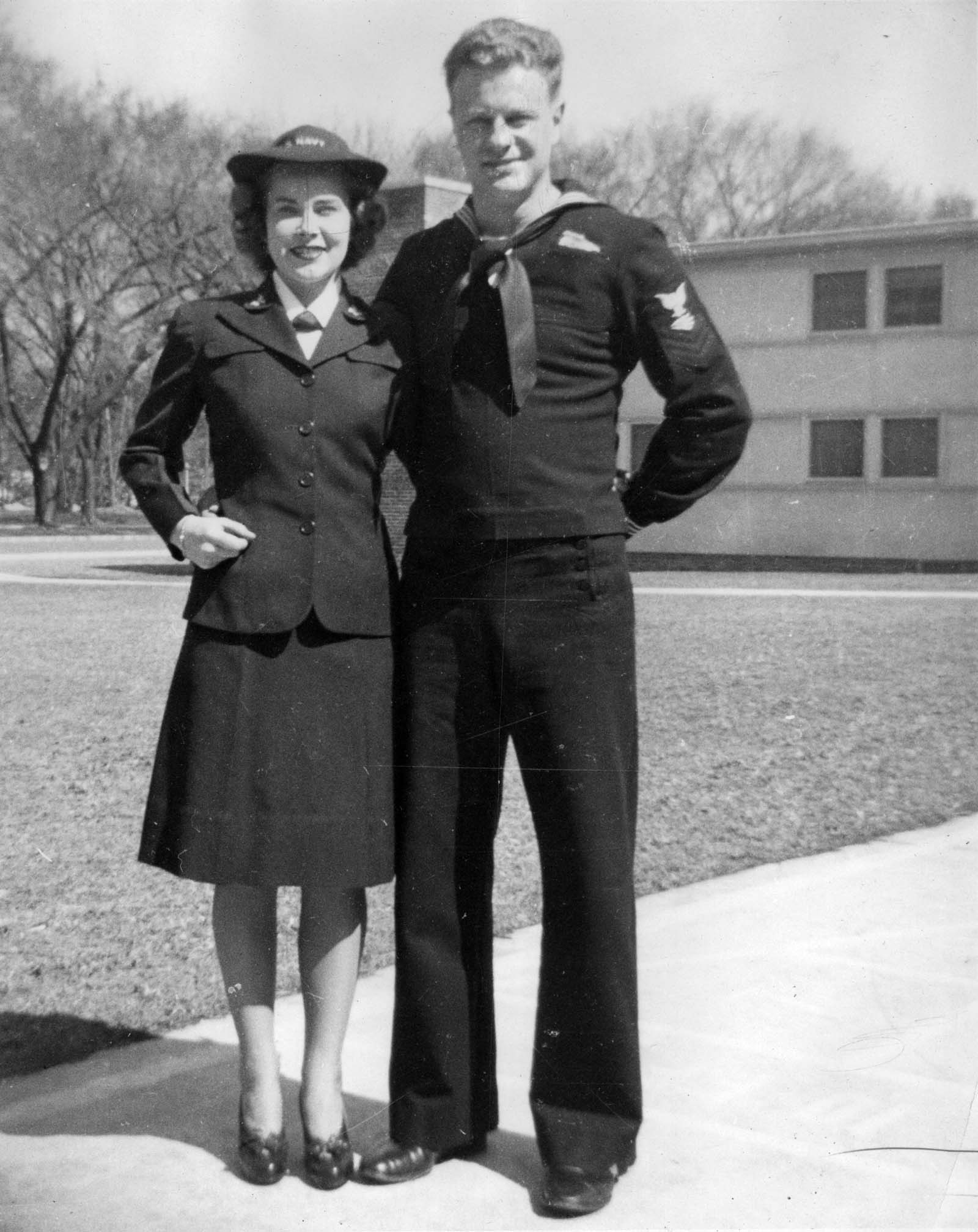 mom-and-dad-on-their-wedding-day